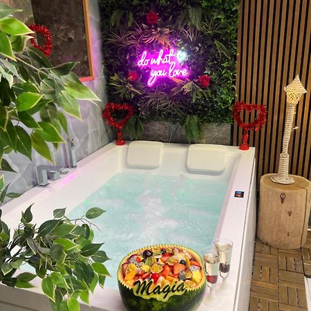 Magia Luxury Room & Spa Trecase Bagian luar foto