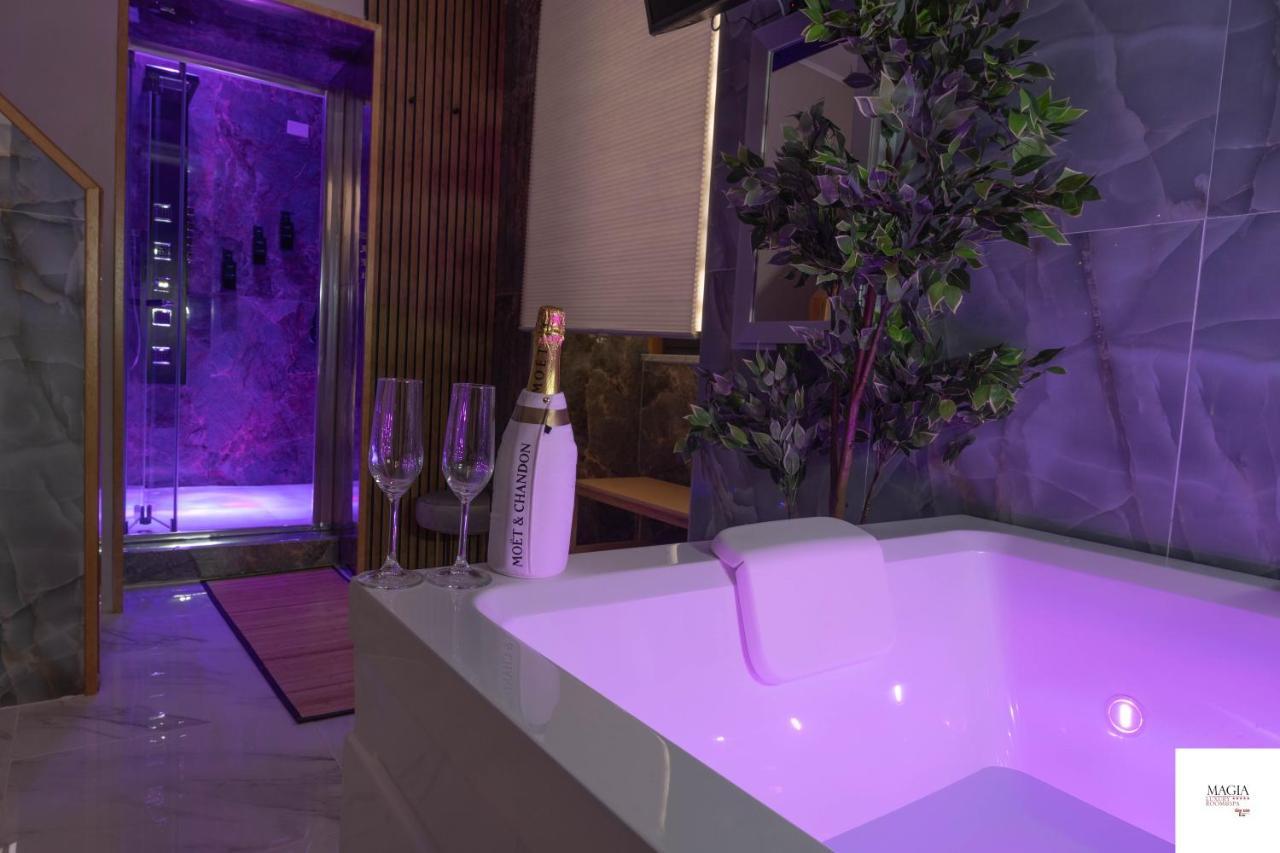 Magia Luxury Room & Spa Trecase Bagian luar foto